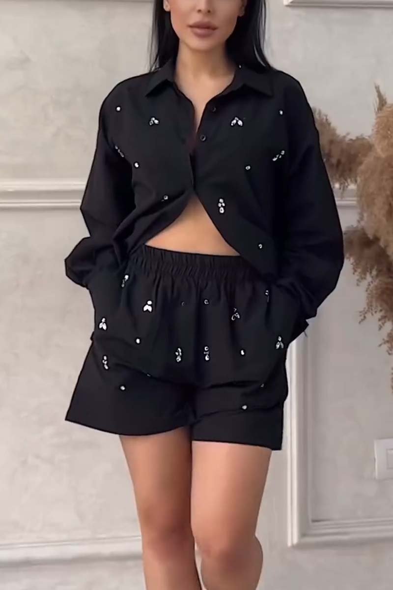 Diamantbesetztes Langarmshirt und Shorts Zweiteiler