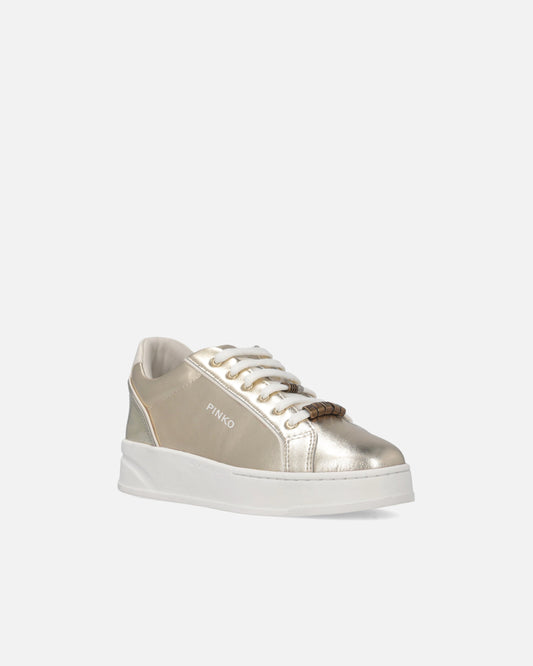 Laminated sneakers with logo
