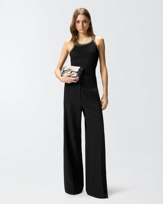 Ribbed top with bejewelled embellishment