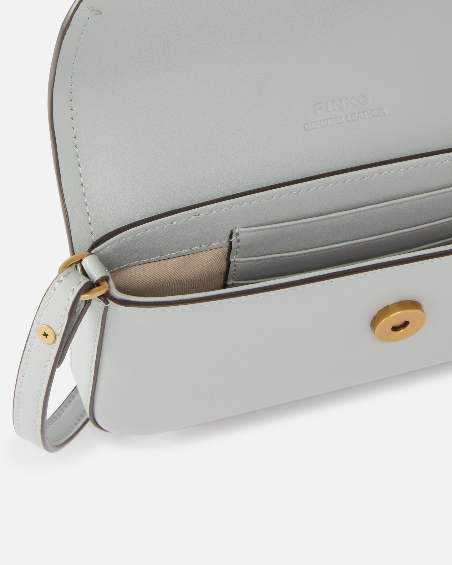 Saddle Flat medium shoulder bag in leather