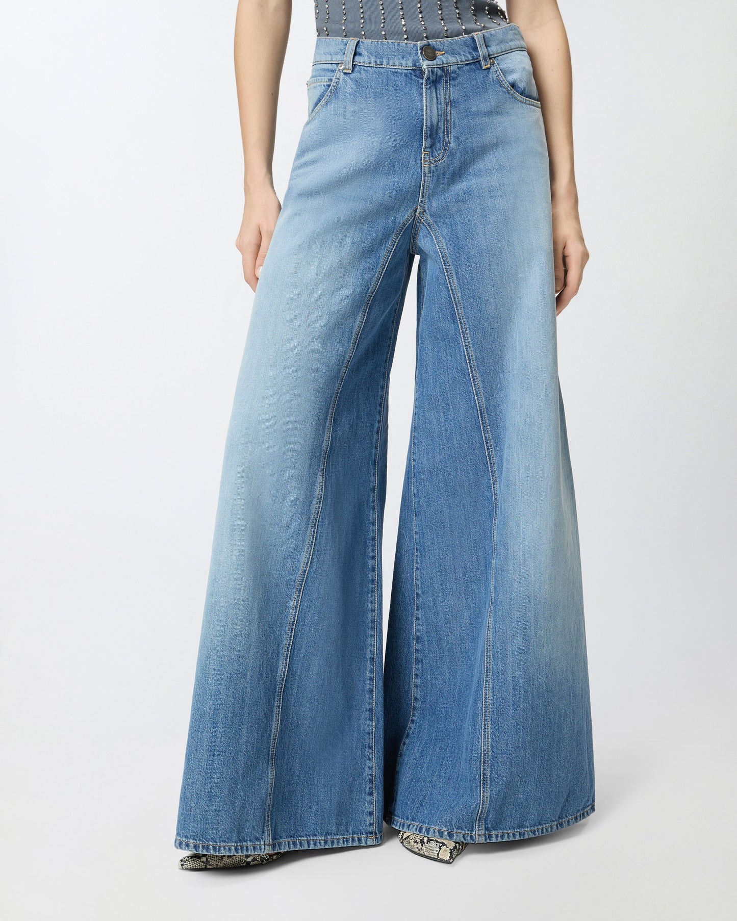 Flared jeans with super wide leg