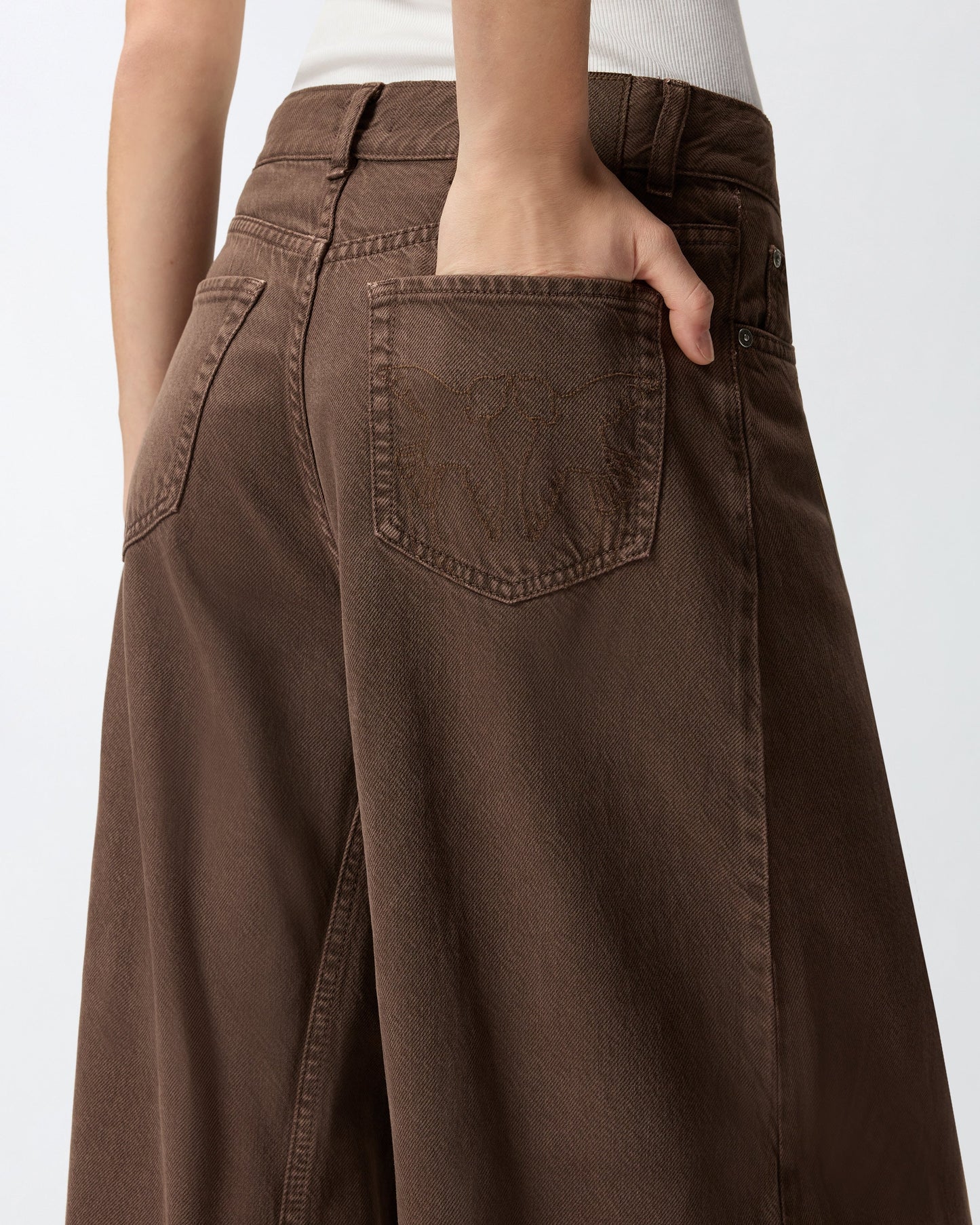 Super-wide-leg jeans