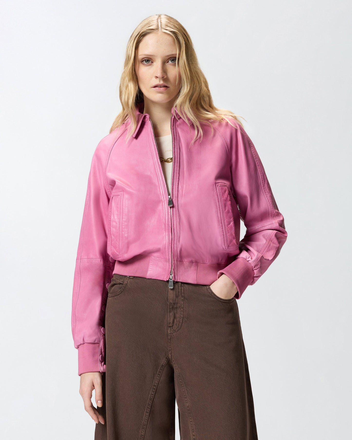 Bomber jacket in vintage leather