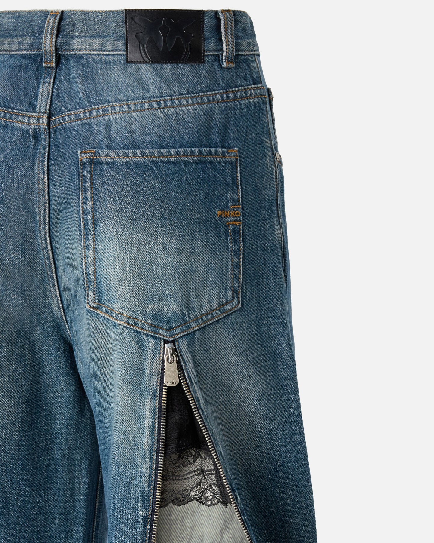 Loose-fit jeans with rear zips
