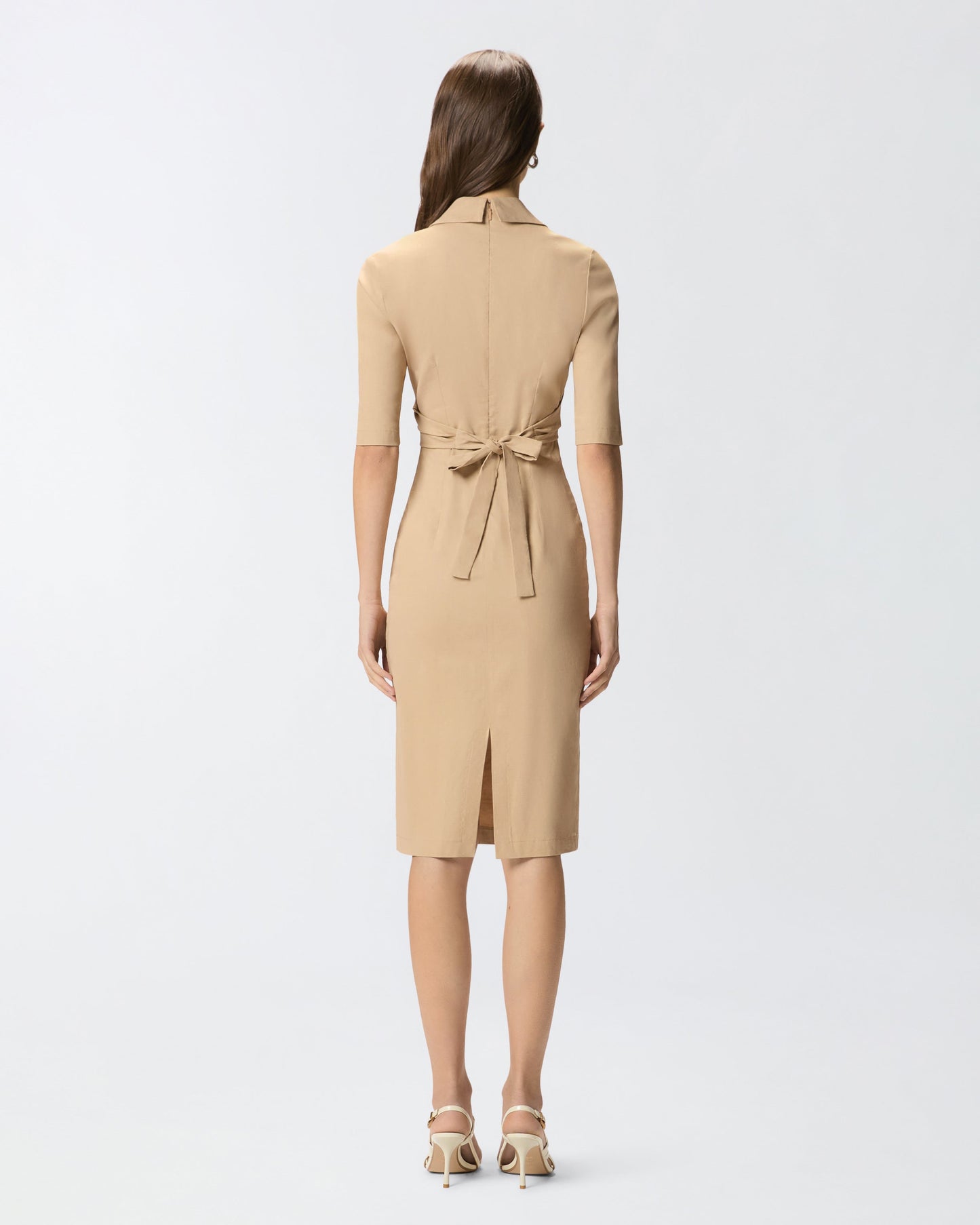 Slim-fit midi dress with bow