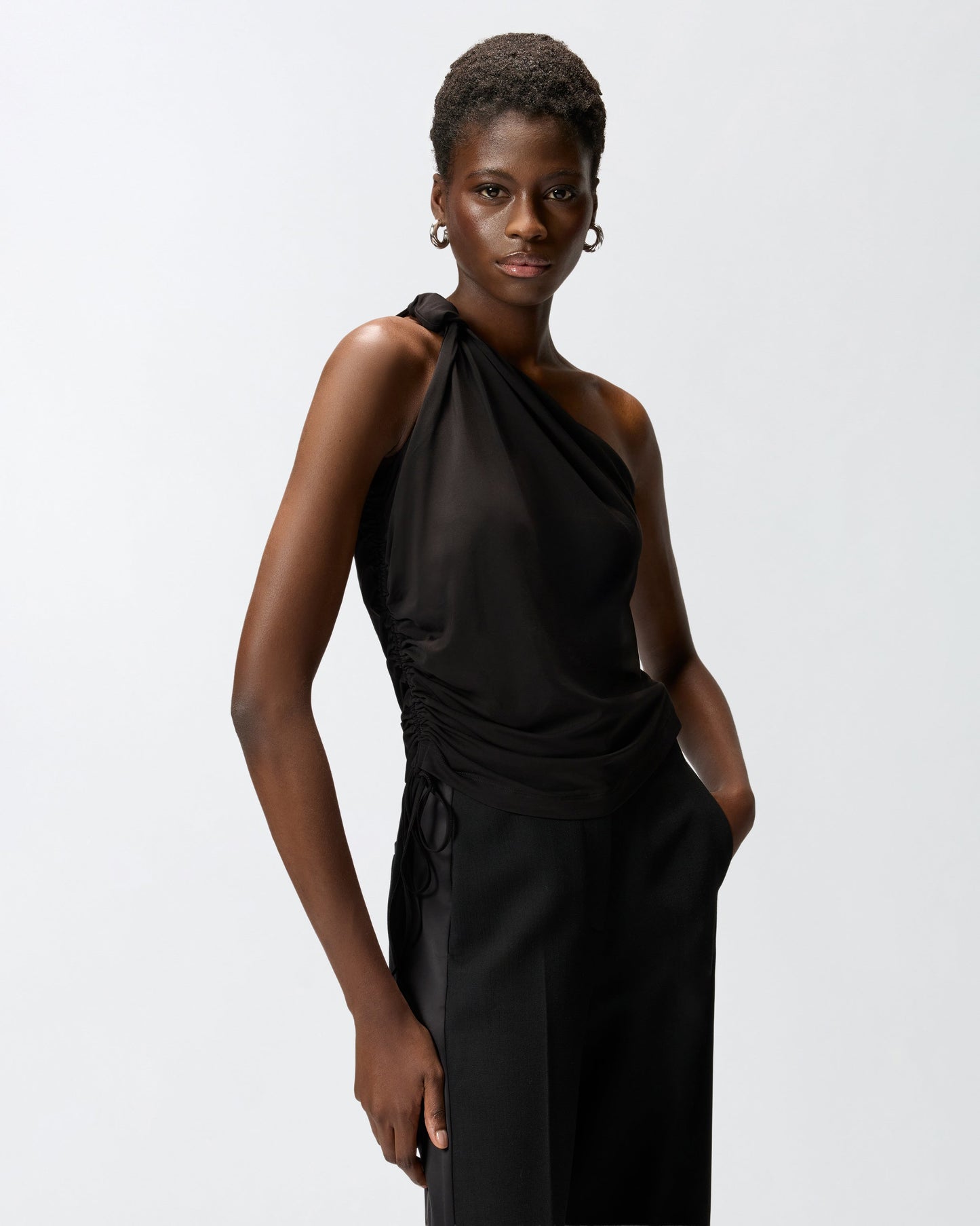 One-shoulder top with knot detail