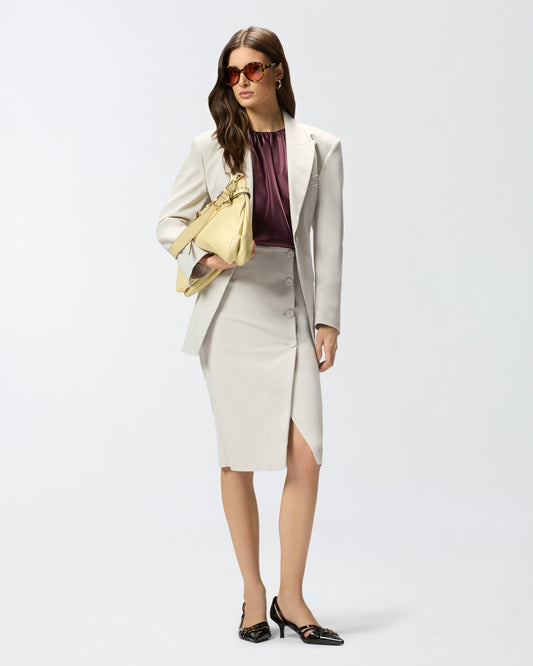Top in satin with halterneck