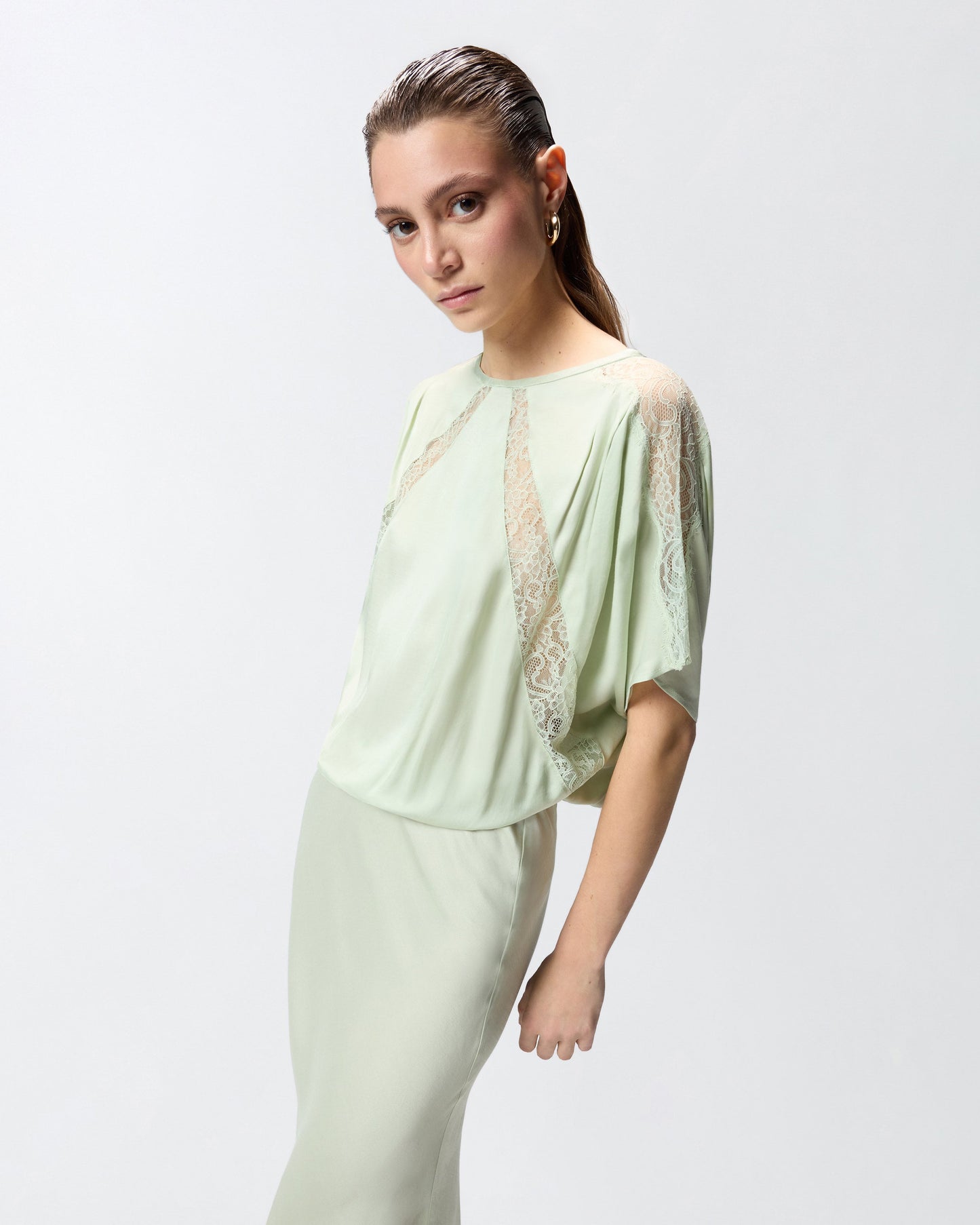 Midi dress with lace details