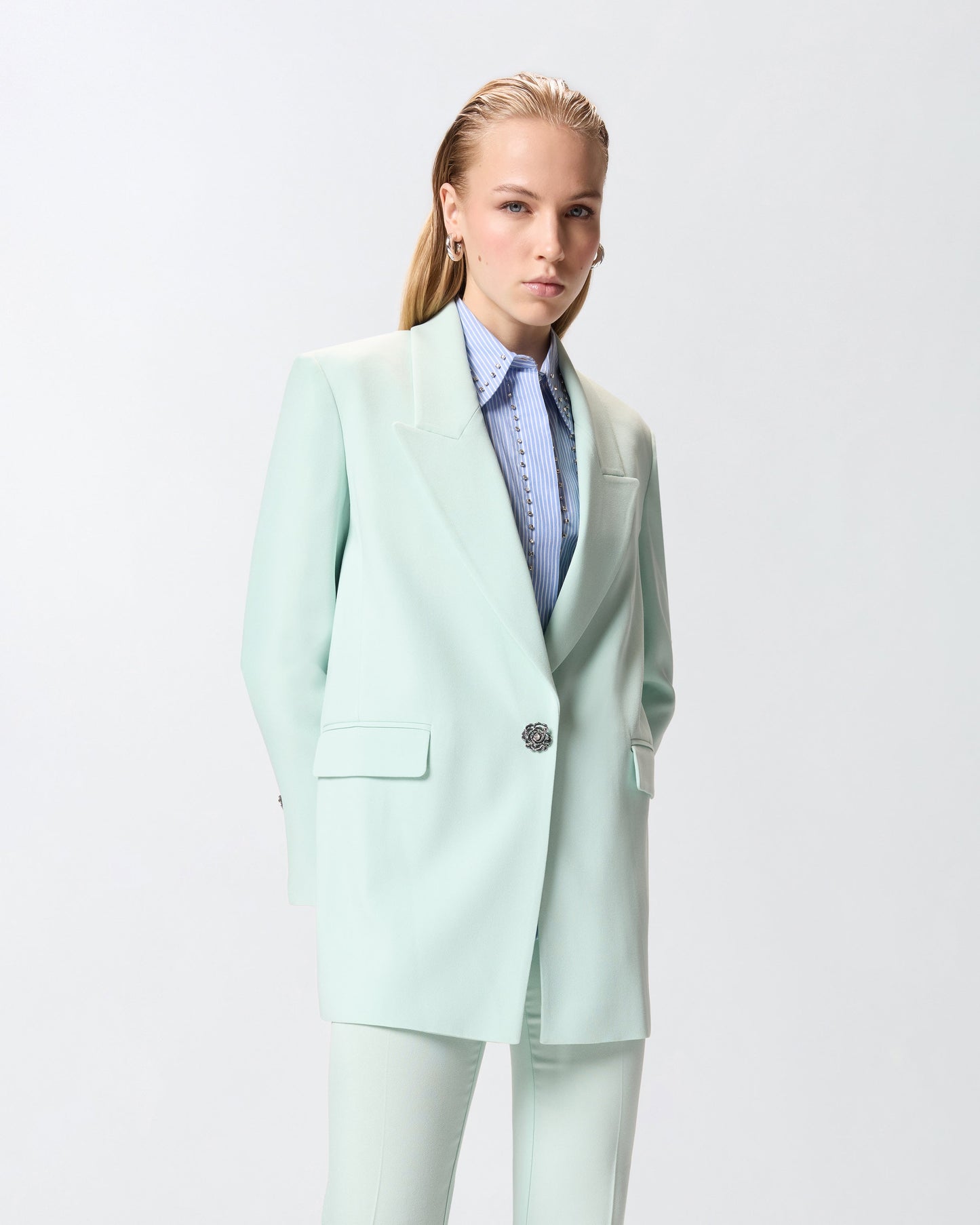 Jacket with rose jewel buttons