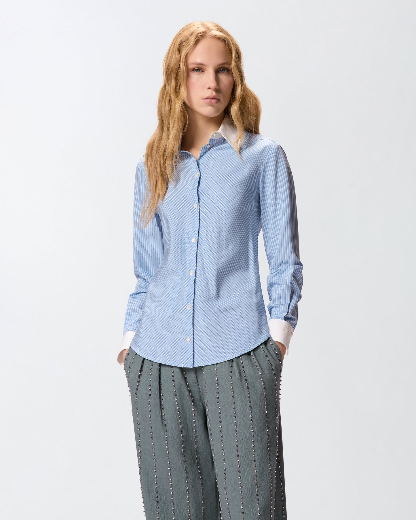 Shirt with contrasting collar and cuffs