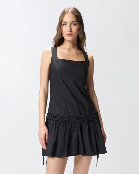 Short dress with gathering and drawstring