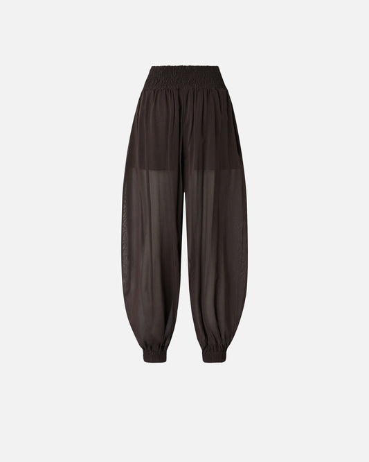 Lightweight, flowing trousers