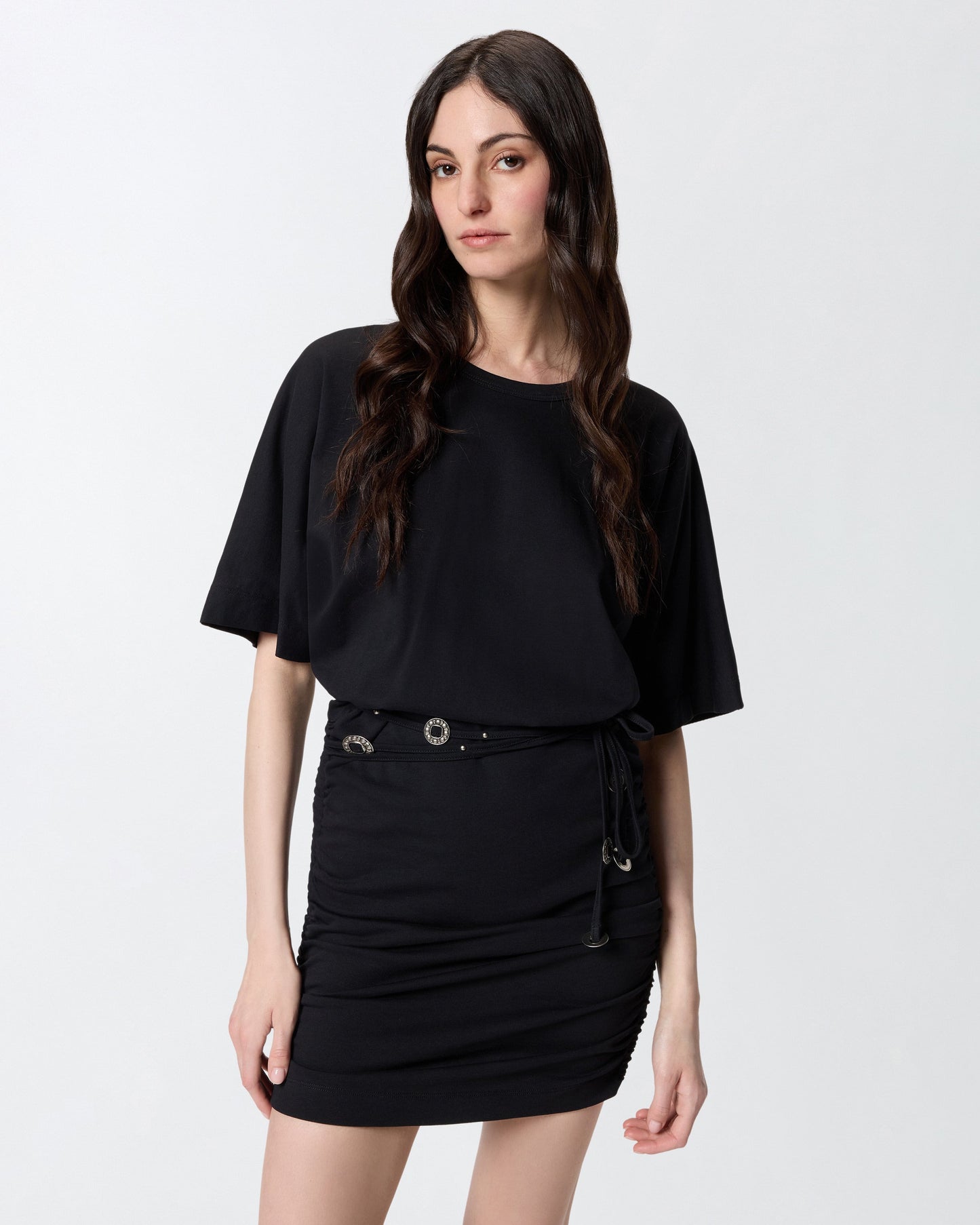 Short dress with belt