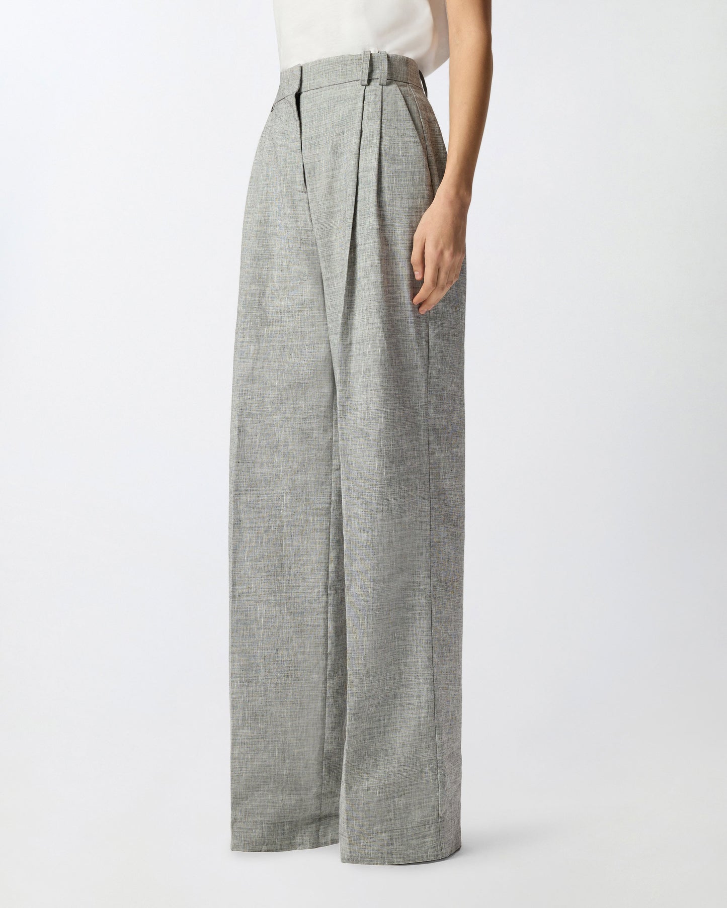 Slub trousers with pressed pleat detail