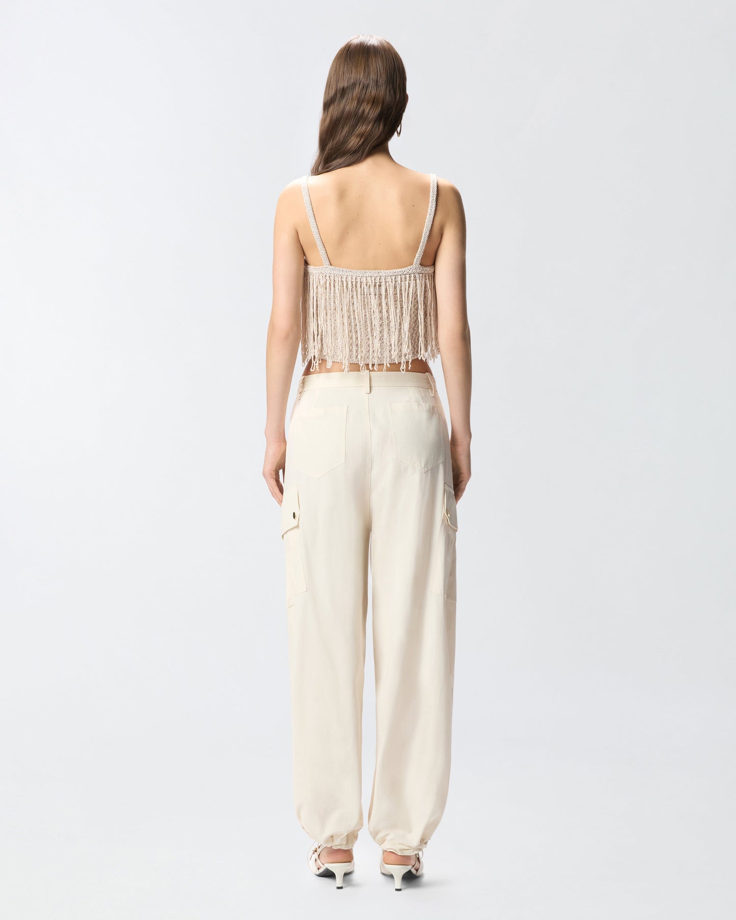 Crop top in knit with fringes