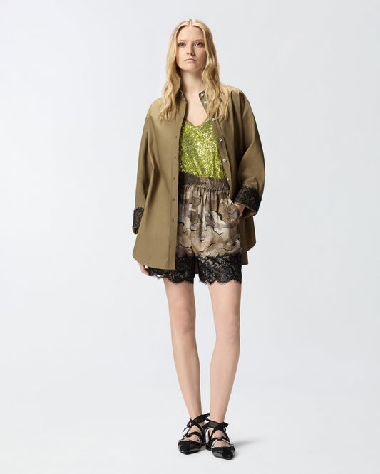 Camouflage shorts with lace