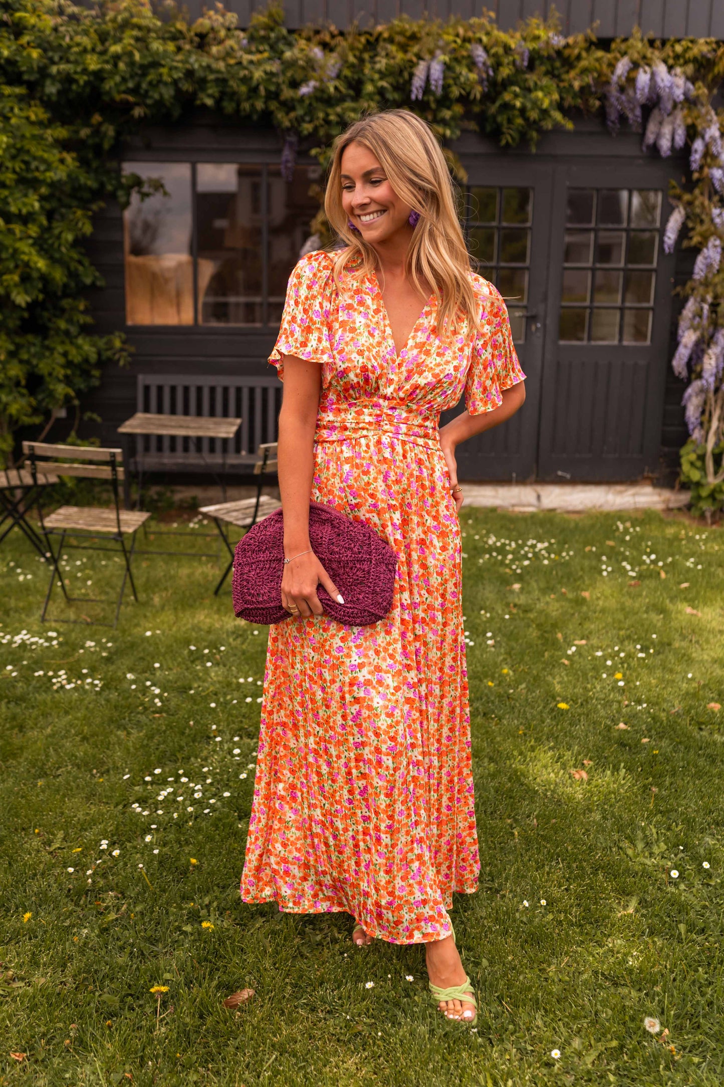 🔥Bis zu 69% RABATT heute🔥Damen Sommer 2025 Elsie Klassisches V-Ausschnitt Blumenkleid