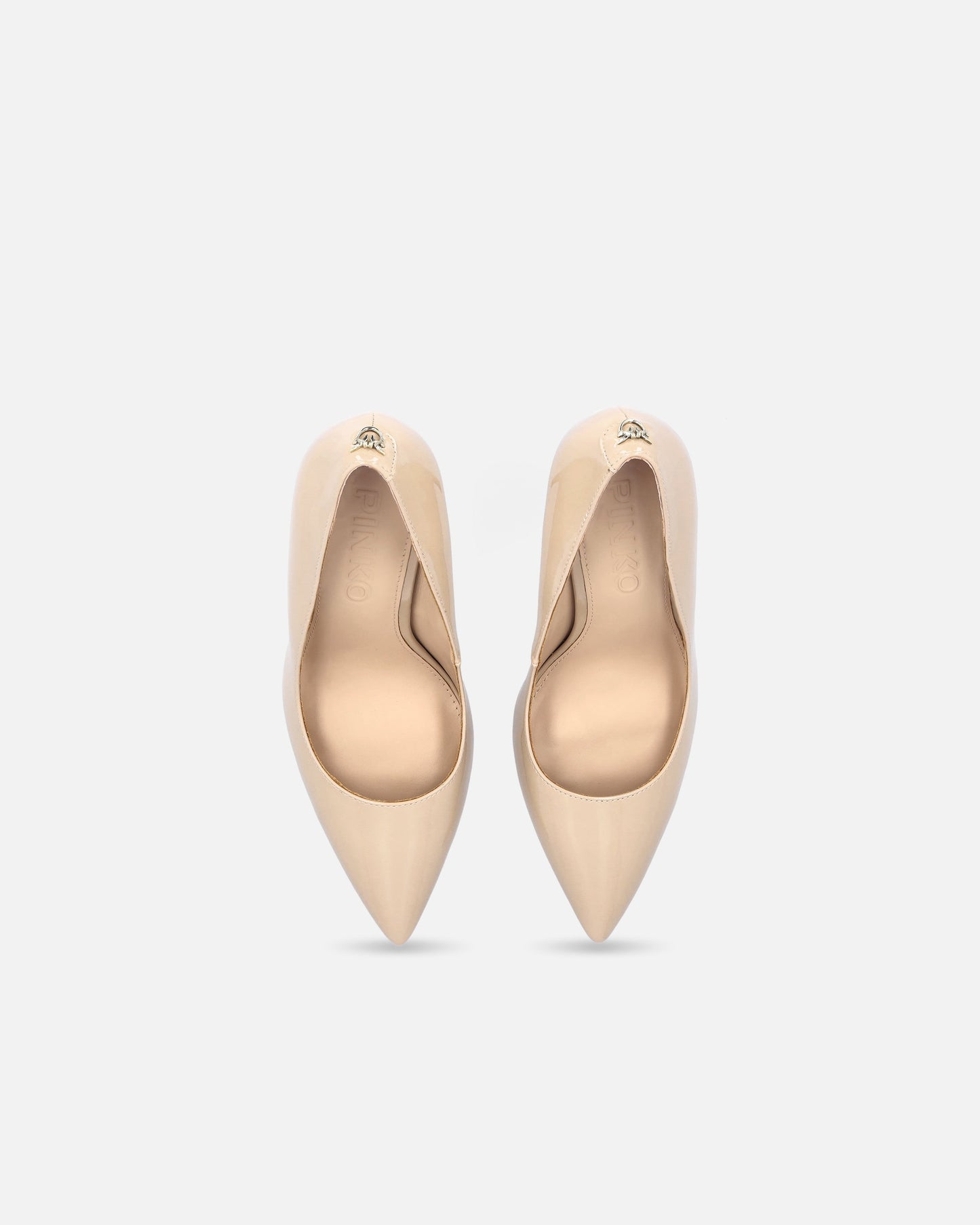 Shiny heeled pumps