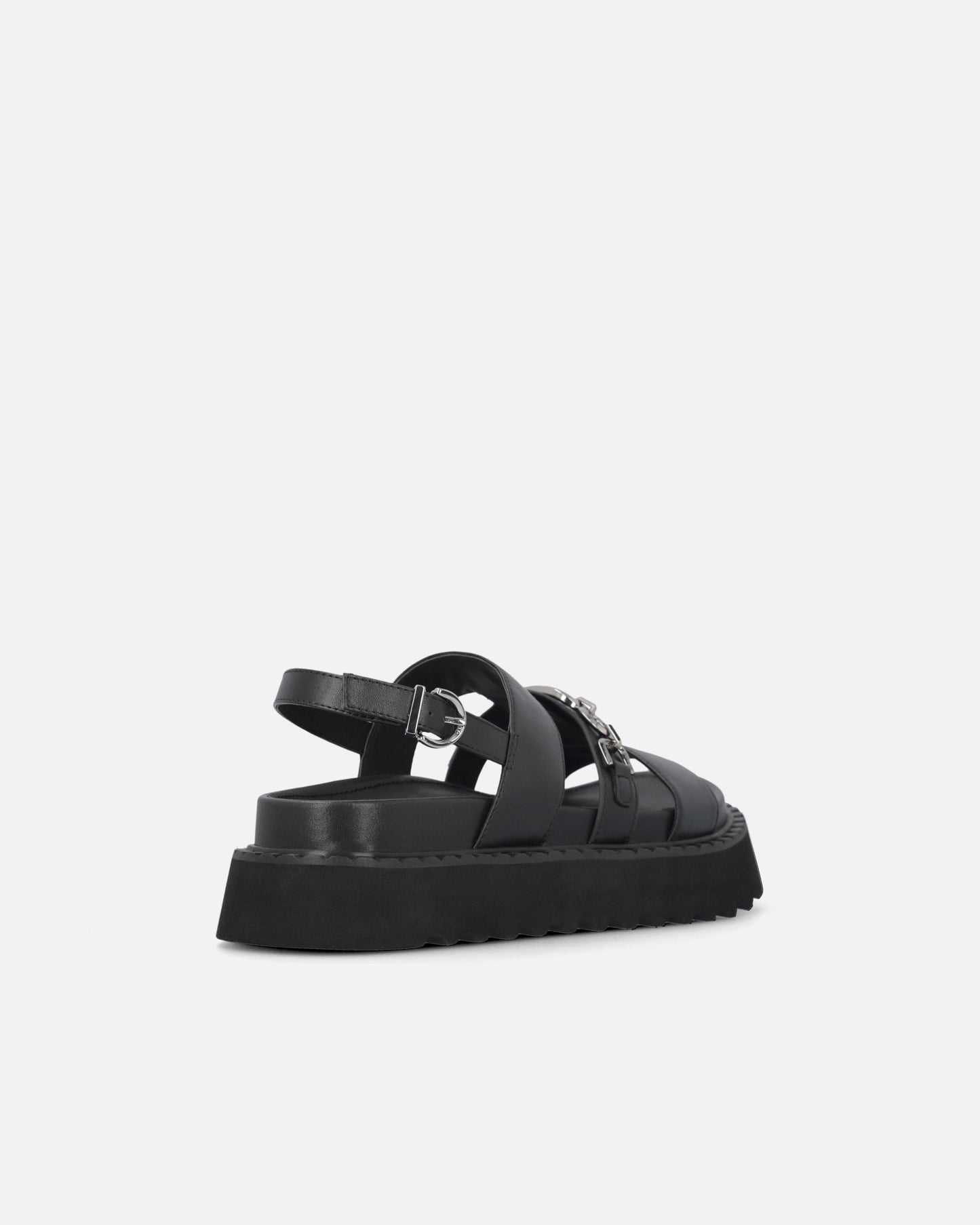 Leather sandals with chain
