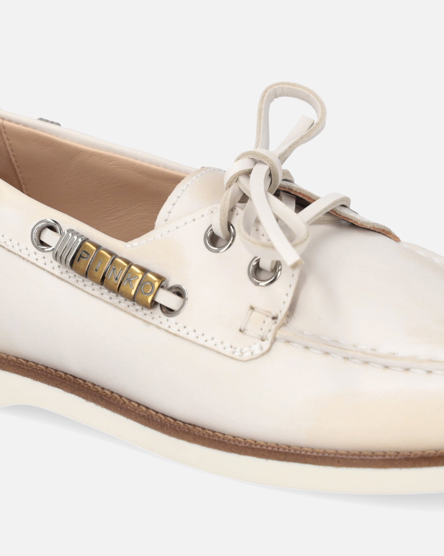 Leather moccasins with jewel details