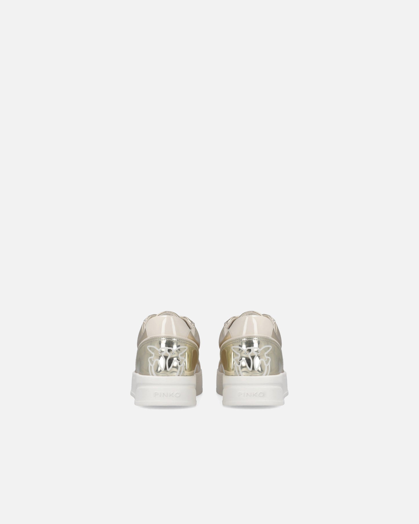 Laminated sneakers with logo